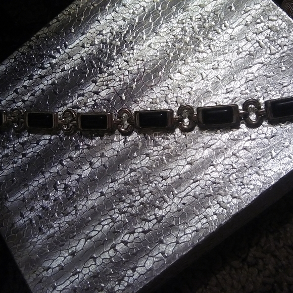 Bracelets - Picture 8 of 8